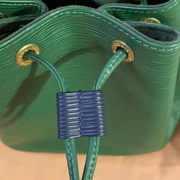 Perfect!! Louis Vuitton Noe epi green leather bucket handbag - Picture 4 of 16
